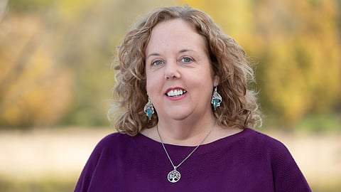 Headshot of Sheila Applegate MSW, Author, Co-founder of Consciously Awesome.  