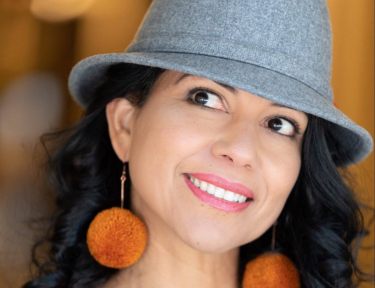 Mitzi Rivas Intent on Spreading Joy!