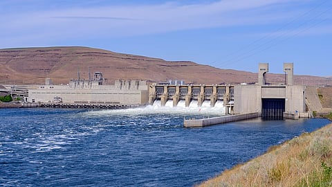 Weekend Reads: The Snake River Dams