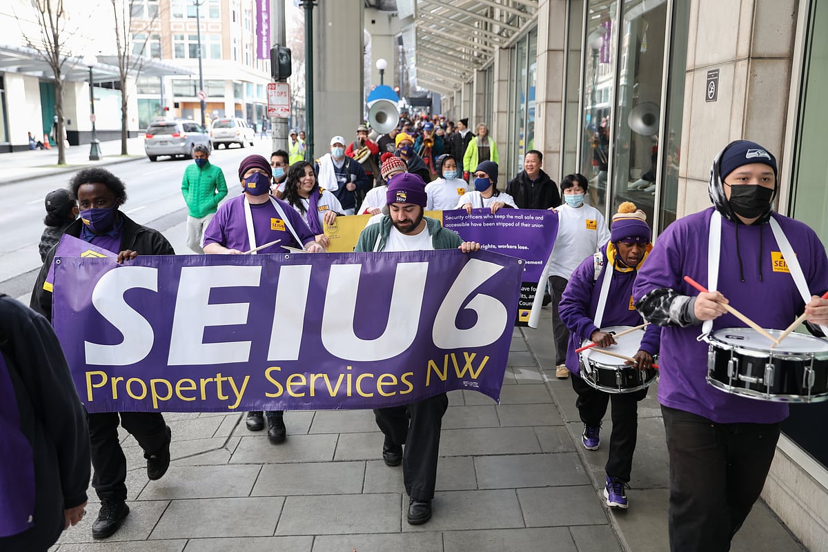 Union Security Officers Rally for Respect