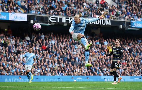 Erling Haaland scores for Manchester City against Everton 