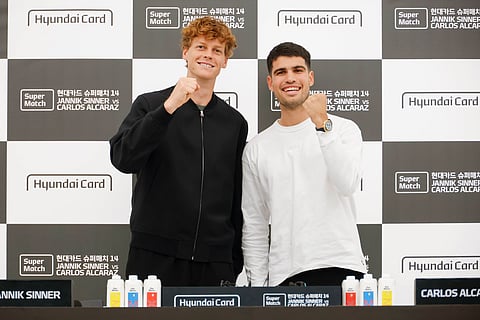 Jannik Sinner (L) and Carlos Alcaraz (R) during a press conference
