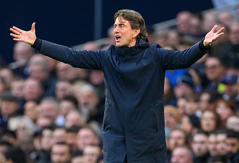 Thomas Frank waves his hands against West Ham United