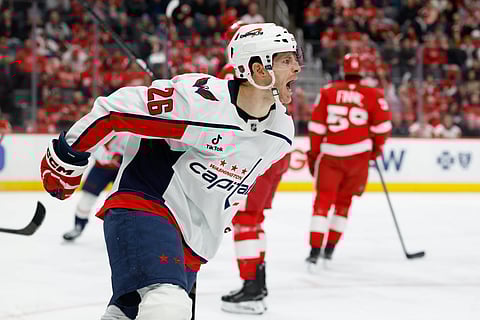 Nic Dowd celebrates his goal for Washington Capitals 