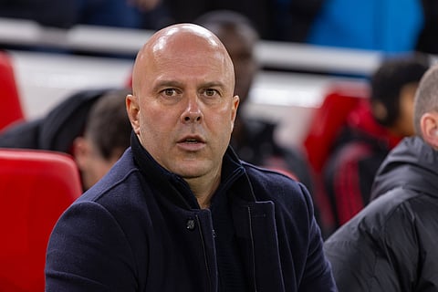 Arne Slot on bench against Newcastle United