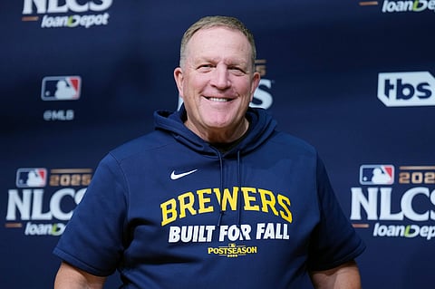 Milwaukee Brewers manager Pat Murphy