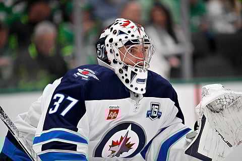 Winnipeg Jets goaltender Connor Hellebuyck 