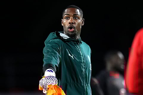 AC Milan goalkeeper Mike Maignan during training session