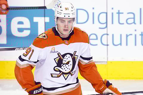 Anaheim Ducks' Leo Carlsson 