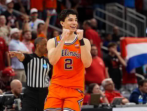 Andrej Stojakovic in action for Illinois