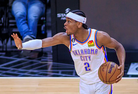 Shai Gilgeous-Alexander in action