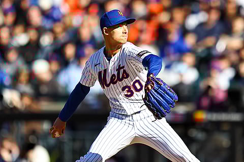 New York Mets relief pitcher Luke Weaver in action