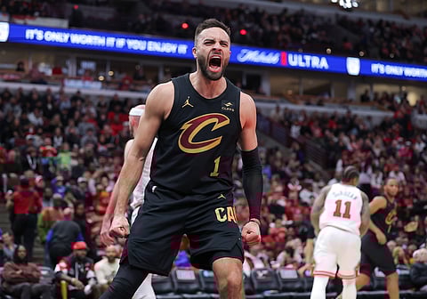 Max Strus reacts after a slam dunk 