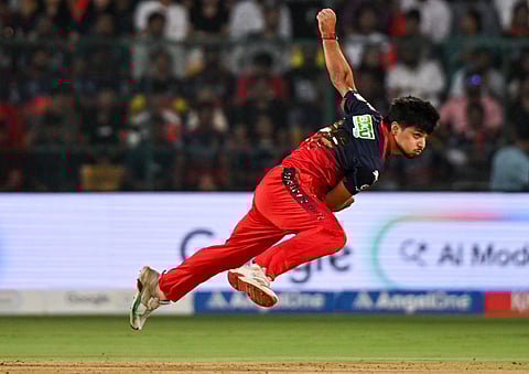 Rasikh Dar in action against LSG