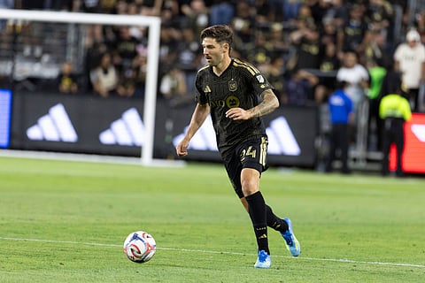 Ryan Hollingshead of Los Angeles Galaxy 