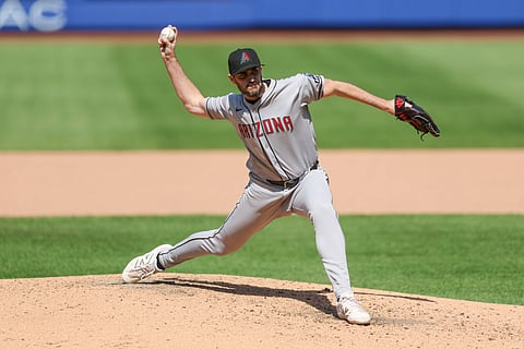 Arizona Diamondbacks relief pitcher Ryan Thompson in action