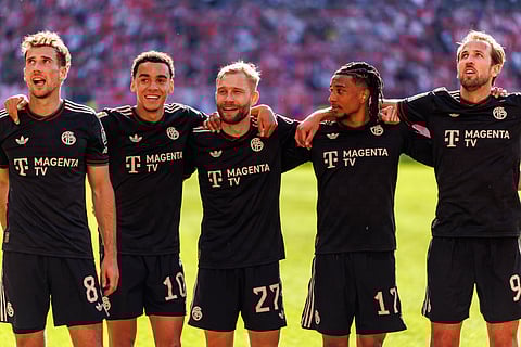 Bayern Munich players at full-time after incredible comeback win against Mainz 05