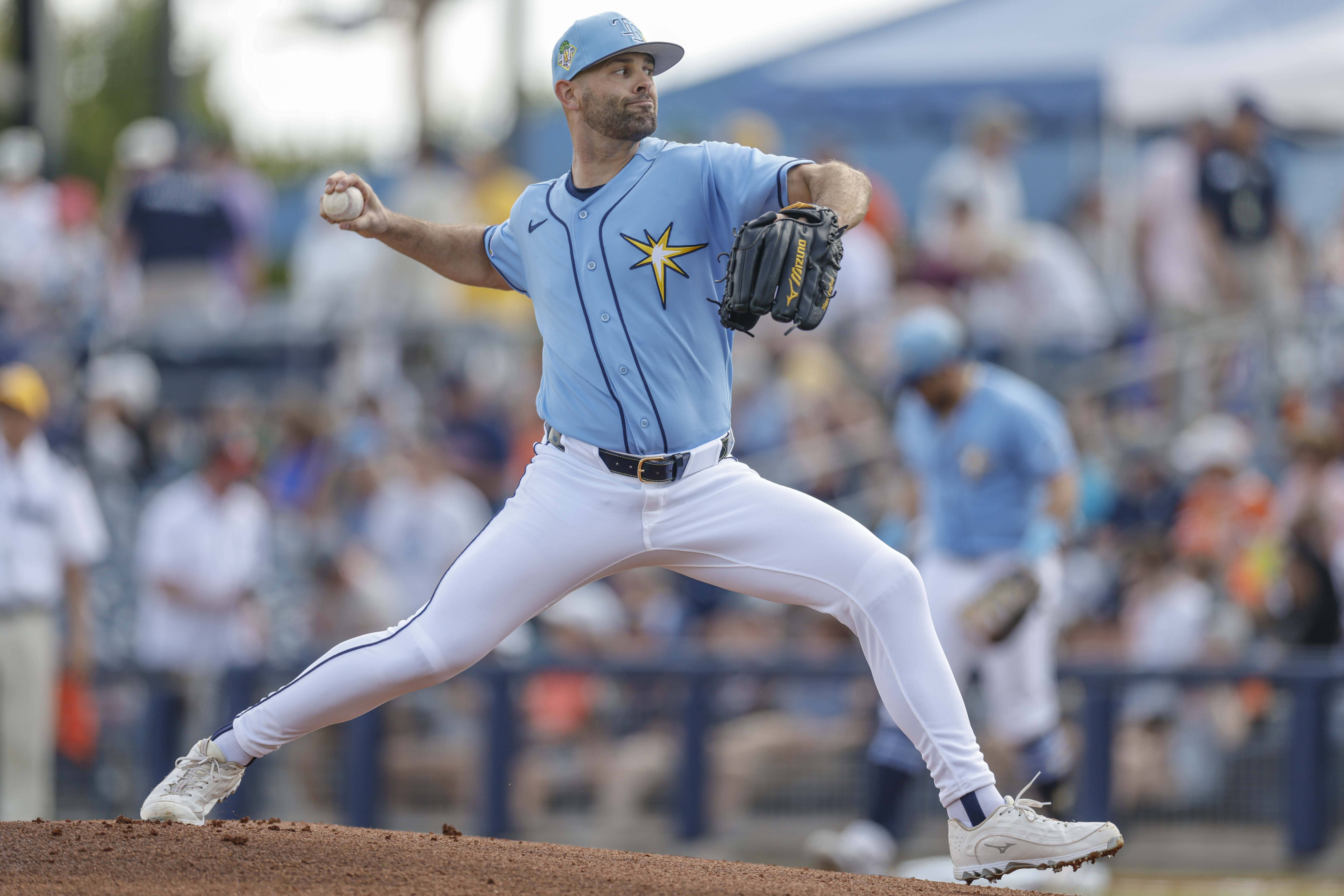 Nick Martinez in action