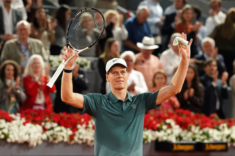 Jannik Sinner celebrates his win against Rafael Jodar