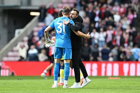 Antonin Kinsky with manager Roberto De Zerbi 
