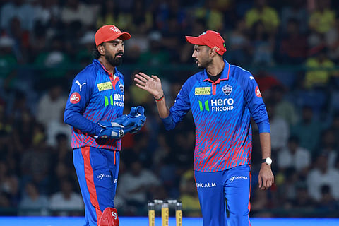Delhi Capitals captain Axar Patel in discussion with KL Rahul