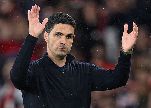 Mikel Arteta applauding fans at the Emirates