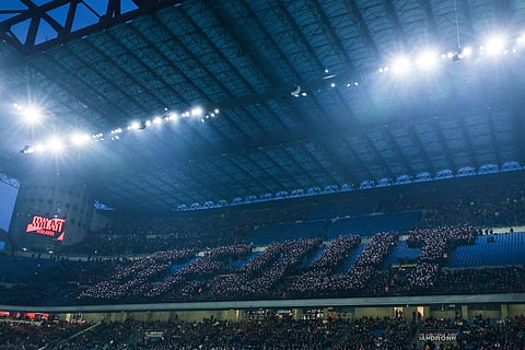 AC Milan fans protest against CEO Giorgio Furlani 