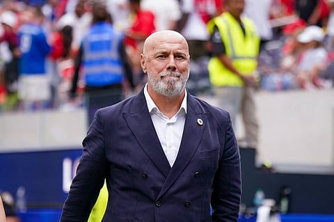 Sergej Barbarez leaves the field after defeat to Switzerland