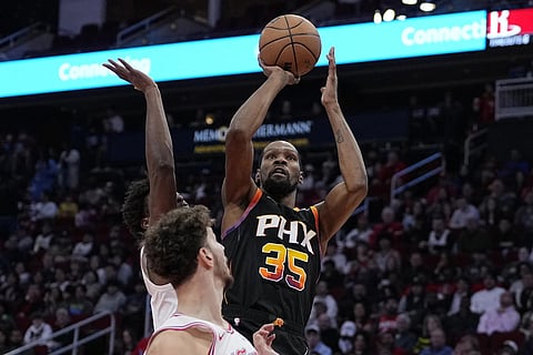 Phoenix Suns forward Kevin Durant (35).