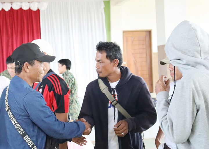 2 Basilan warring families ink peace pact - Vimarsana News