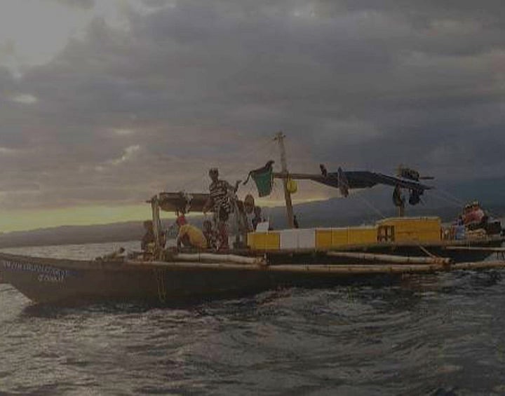 Philippine Coast Guard Rescues 4 Fishermen near Zamboanga City - Vimarsana News