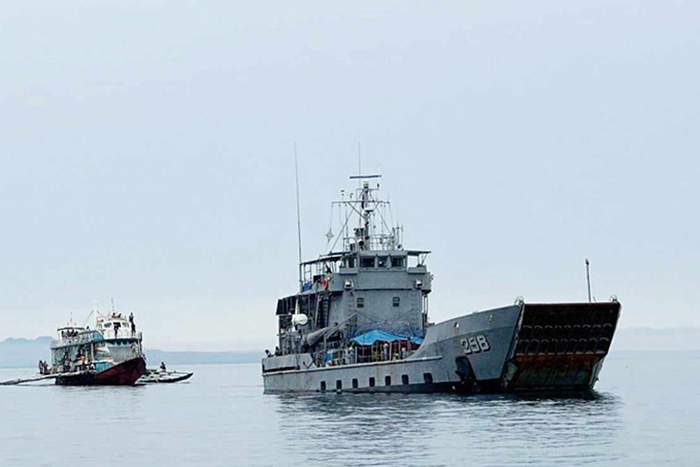 NFWM rescues distressed vessel off Basilan - Vimarsana News