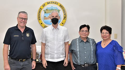 PH diplomat, academe exec present mission, scholarship opportunities with NegOcc leaders
