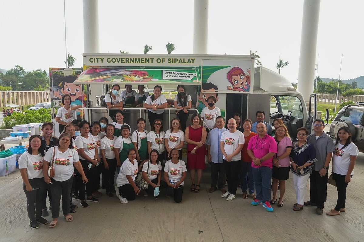 Promoting Healthy Eating Habits: Sipalay's Mobile Kitchen Project Launched - Vimarsana News
