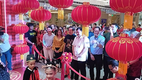 ILOILO. Iloilo City celebrates Chinese New Year 2024 with Mayor Jerry Treñas as a guest and prominent members of the Filipino-Chinese community participating in the ceremony to kick off the celebration on February 6, 2024.