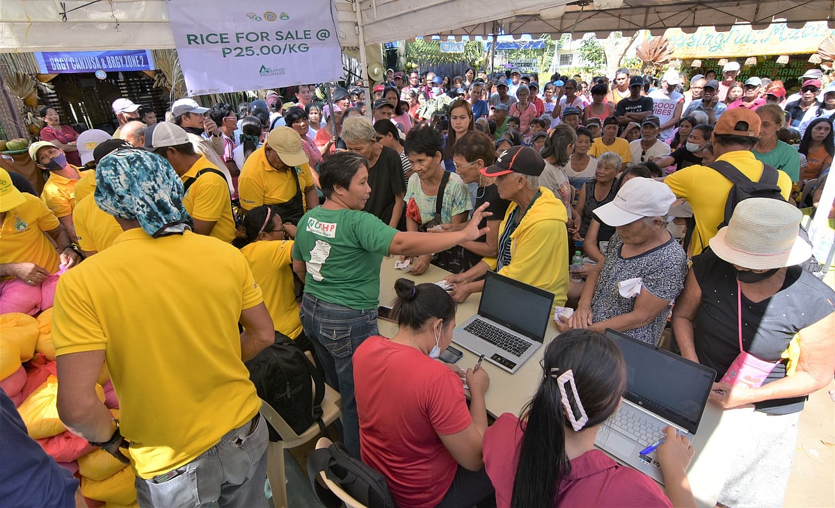 Negros Occidental Farmers Group Continues Selling Rice at P25 per Kilo Despite Dry Spell - Vimarsana News