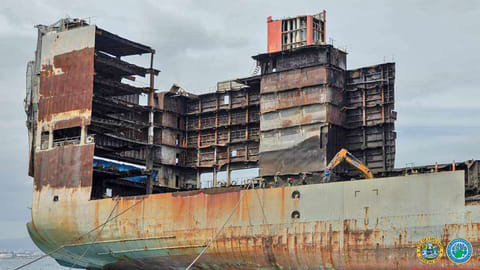 PCG gipaabot kon pagpisapisa sa barko ipadayon