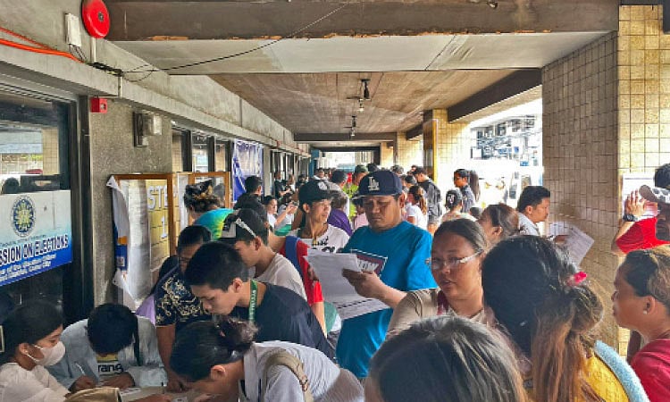Day 1 of voter's registration attract over 7K in Central Visayas, nearly 89K across PH - Vimarsana News