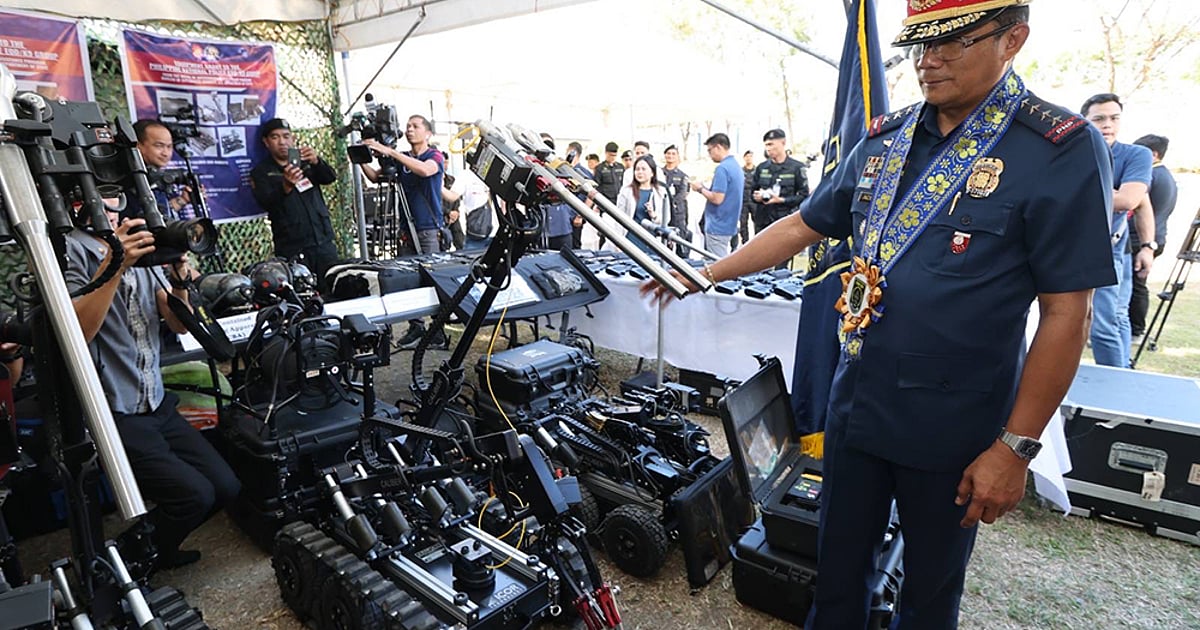 Revolutionizing Public Safety: Philippine National Police Embraces Cutting-Edge Bomb Disposal Robots Revolutionizing Public Safety: Philippine National Police Embraces Cutting-Edge Bomb Disposal Robots