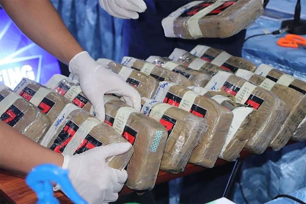 PNP probes source of P111-M cocaine found off Eastern Samar - Vimarsana News