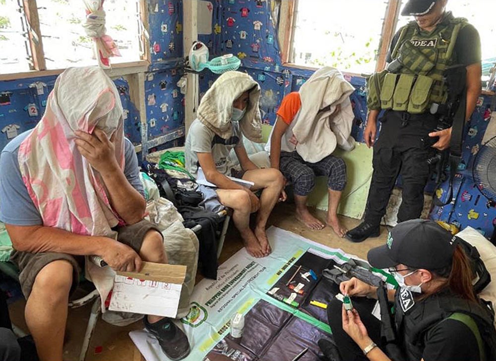 7 arrested as authorities dismantle 2 drug dens - Vimarsana News