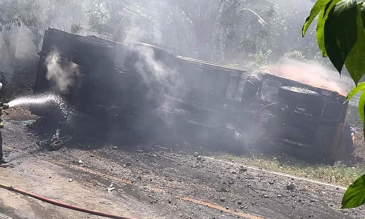 Authorities verifying 13 dead in North Cotabato road mishap - Vimarsana News