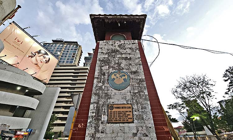 Fuente landmark to go the way of 2 skywalks - Vimarsana News