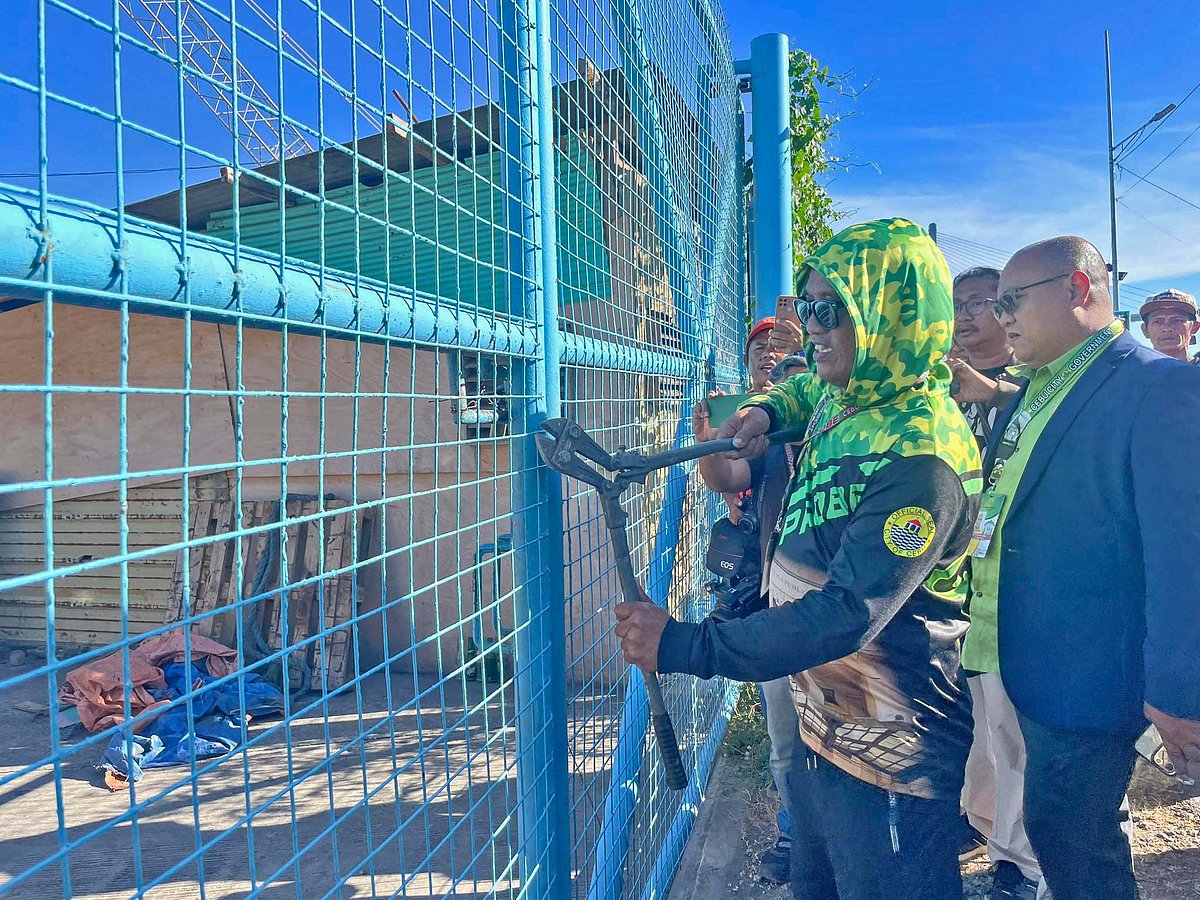 Cebu City 'invasion' condemned - Vimarsana News