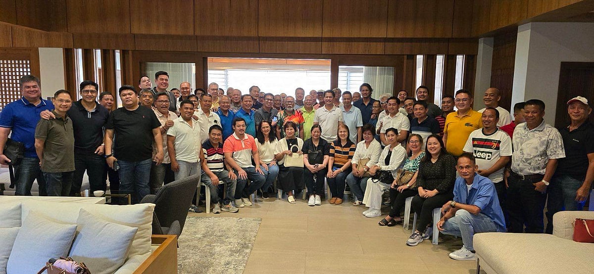 60 Negros Occidental officials resign from PDP IRREVOCABLE RESIGNATION - Vimarsana News