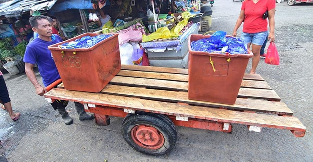 250 displaced vendors relocated to Bankerohan - Vimarsana News