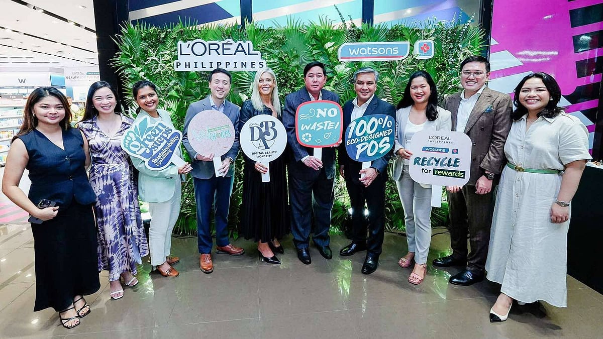 Pictured are: (from left) L'Oreal Philippines Corporate Affairs Director Krizzie Pasigan, Watsons Philippines Trading Beauty Group Category Manager Zaira Tinio, L'Oreal SAPMENA Sustainability Head Rohini Behl, Watsons Philippines COO Jefferson Go, L'Oreal Philippines Country Managing Director Yannick Raynaud, Watsons Philippines Managing Director Danilo Chiong, L'Oreal SAPMENA President Vismay Sharma, Watsons Philippines SAVP Marketing, PR & Sustainability Sharon DeCapia, Watsons Philippines Customer Director Jared de Guzman and Watsons Philippines Sustainability Senior Manager Lexie Coloma.