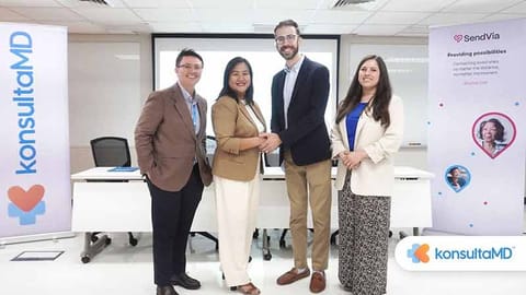  (L-R) Cindy Burdette, KonsultaMD CCO, and Beia Latay, CEO of KonsultaMD with SendVia’s co-founders Mariah Mateo Sarpong and Matt Jordan. (Contributed photo)
