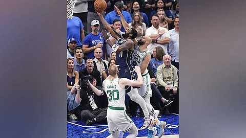 Celtics mosuway paglabni sa titulo
