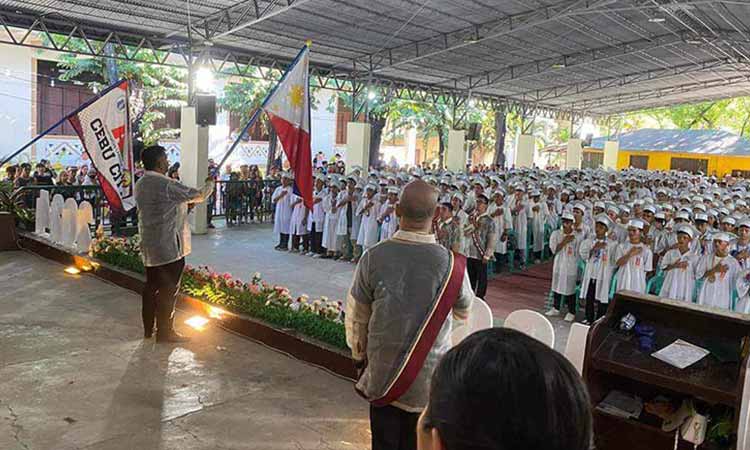 DepEd orders simple graduation rites amid rising fuel costs